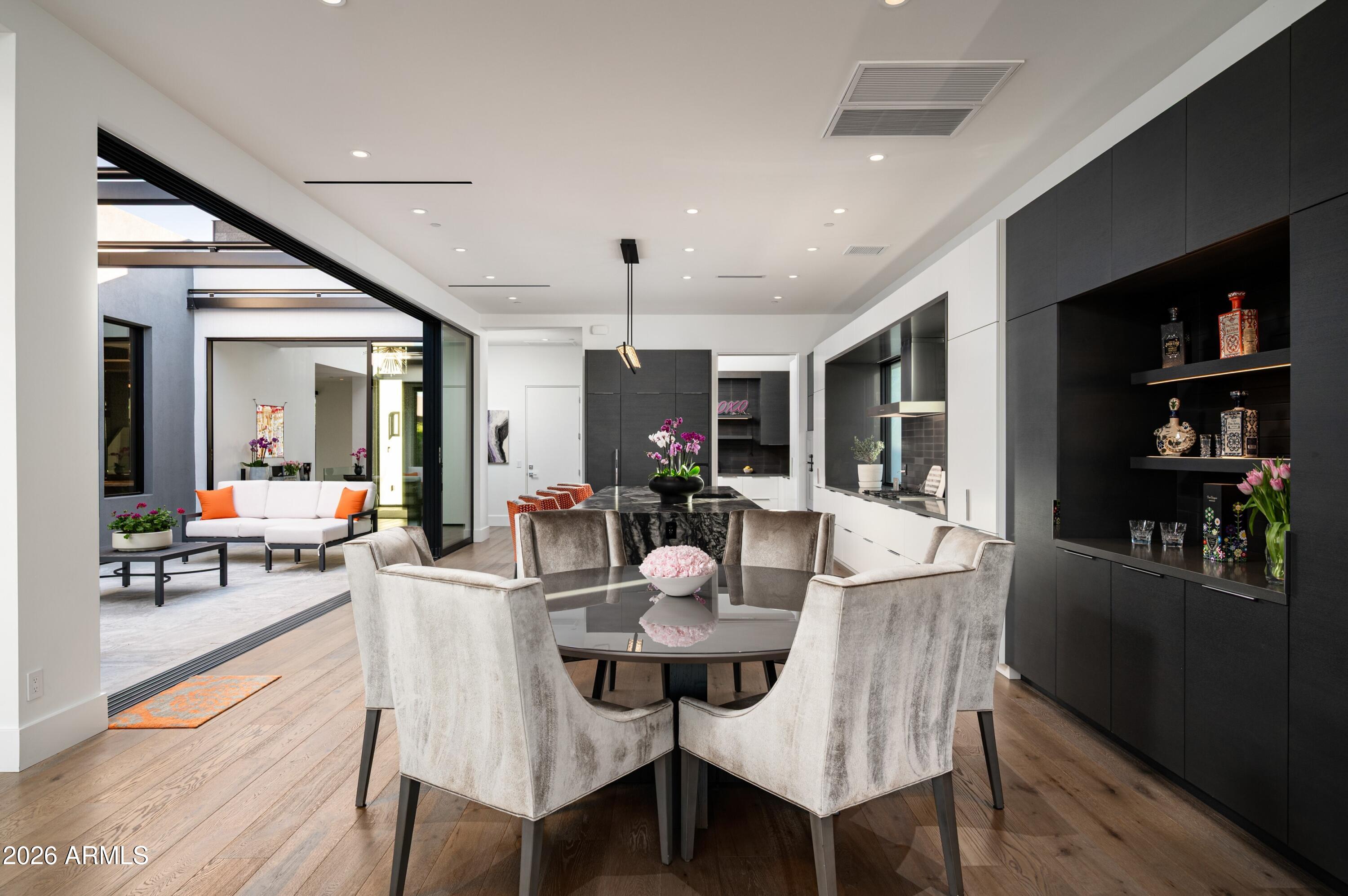 RITZ-CARLTON PARCEL B - Residential