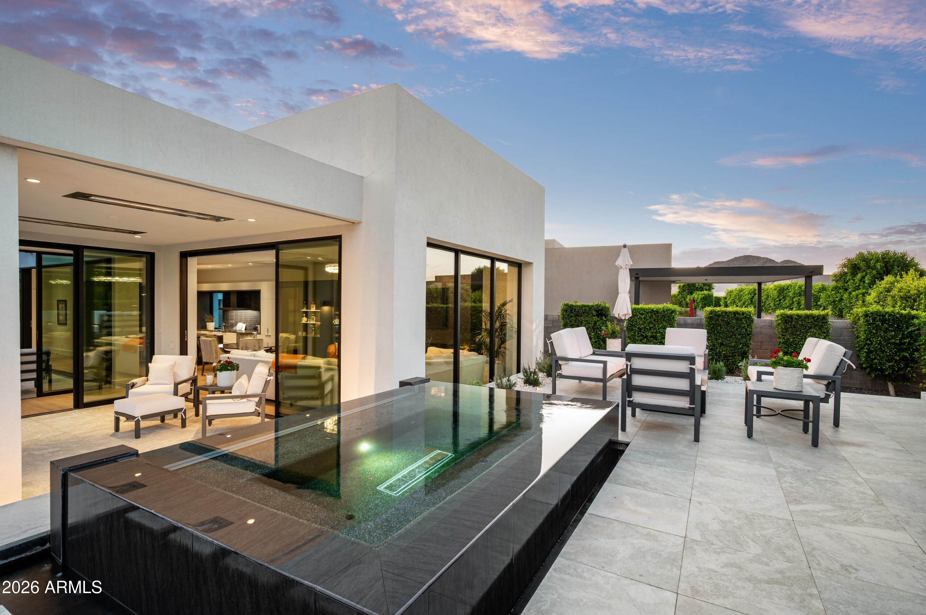 RITZ-CARLTON PARCEL B - Residential