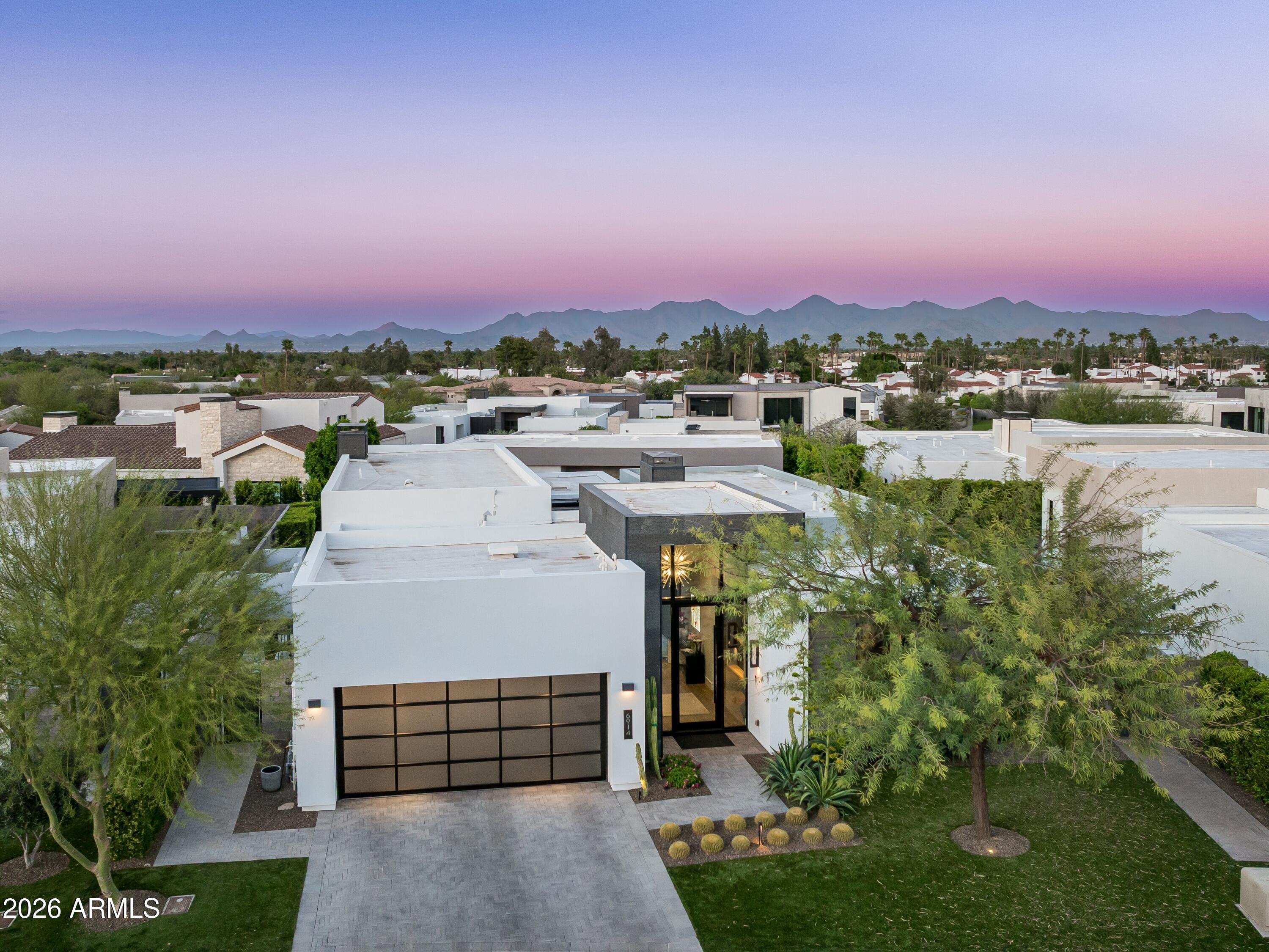 RITZ-CARLTON PARCEL B - Residential