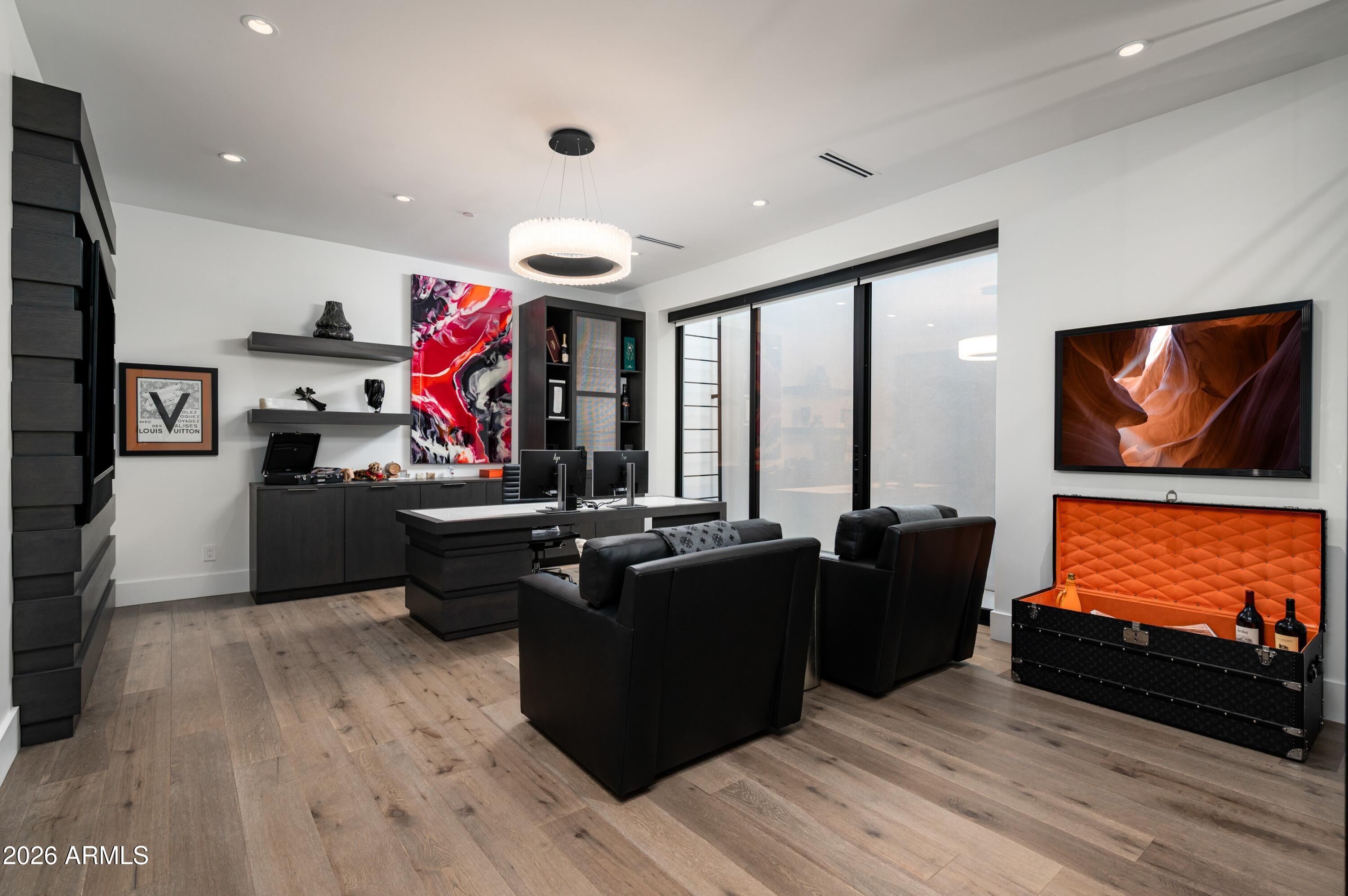 RITZ-CARLTON PARCEL B - Residential