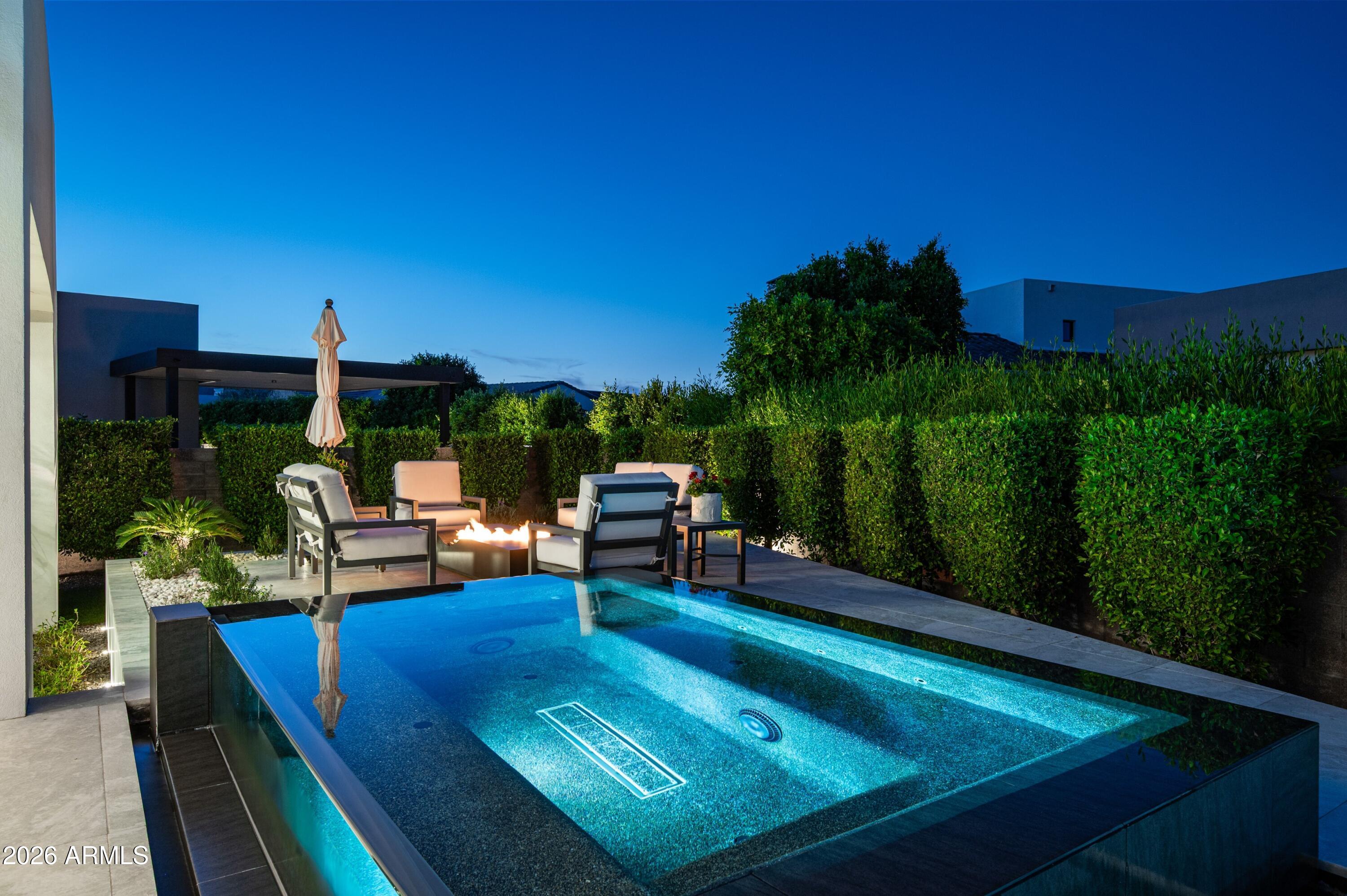 RITZ-CARLTON PARCEL B - Residential