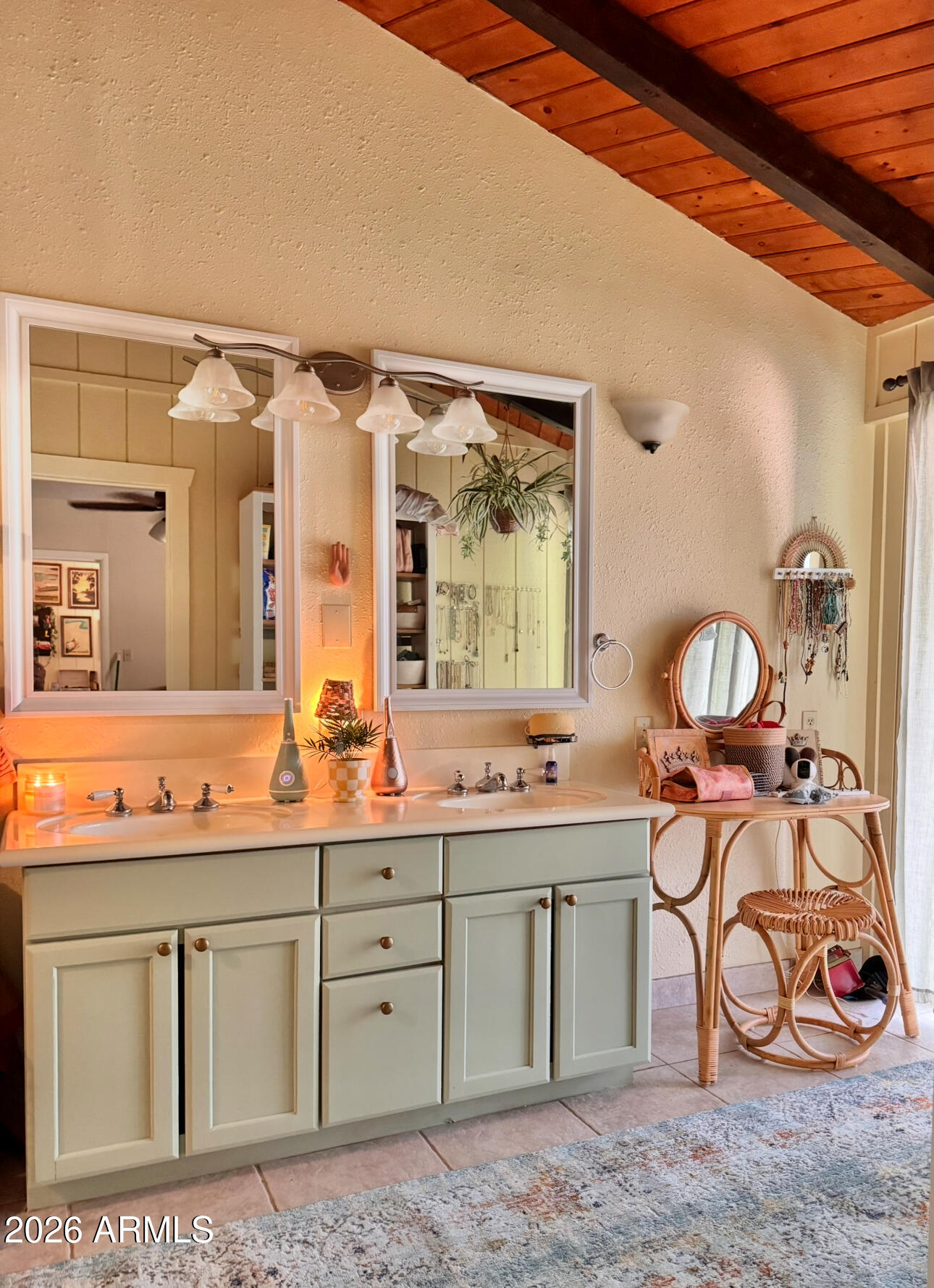 CUSTOM - Residential