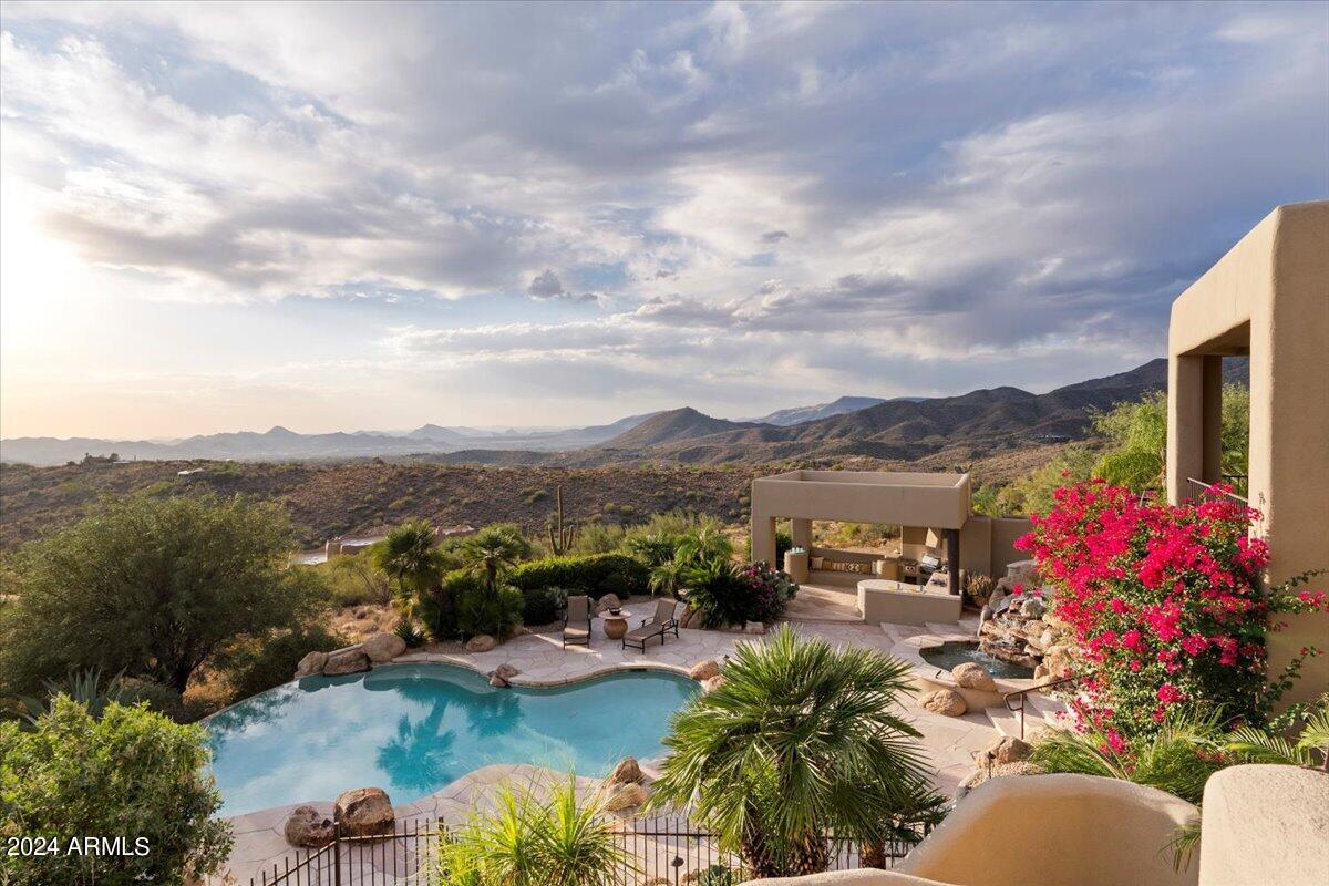 Carefree Ranch - Residential