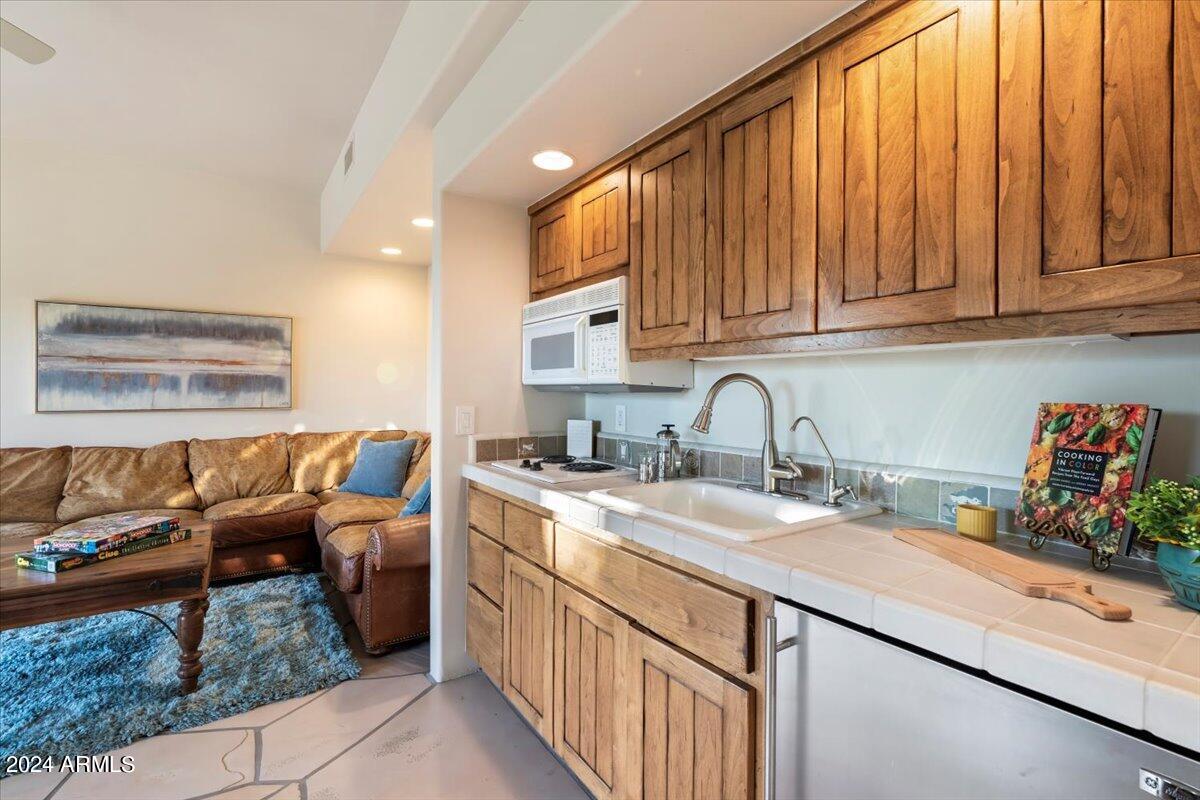 Carefree Ranch - Residential