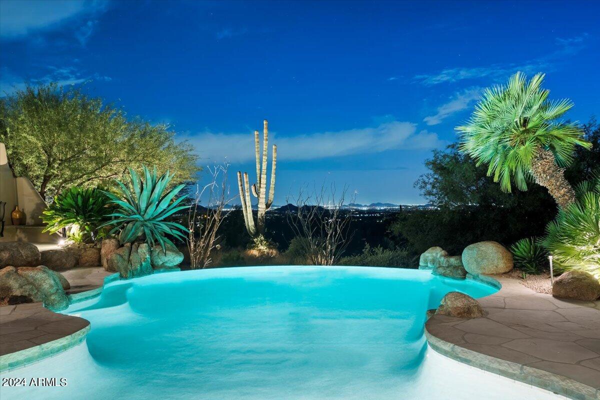 Carefree Ranch - Residential