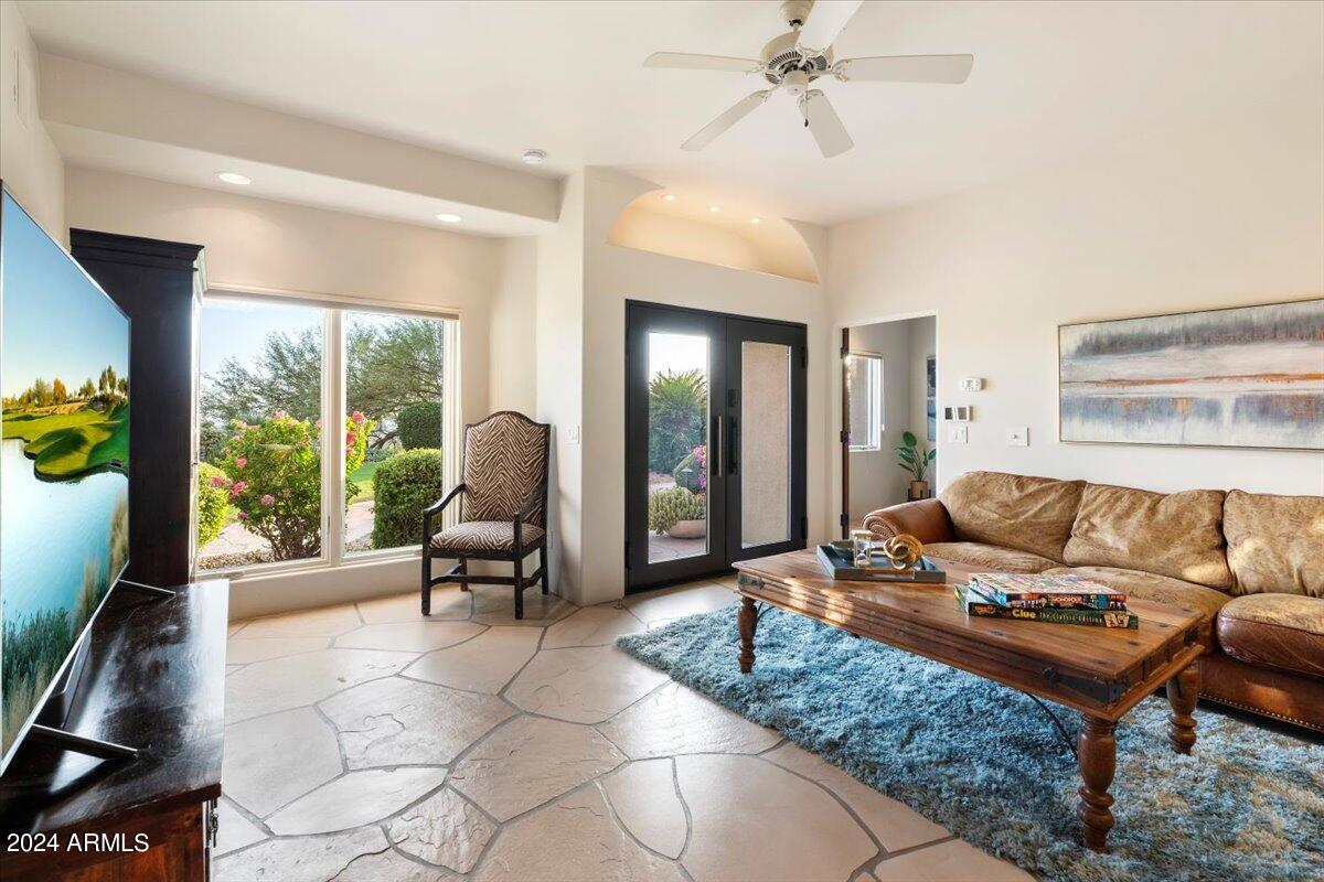 Carefree Ranch - Residential