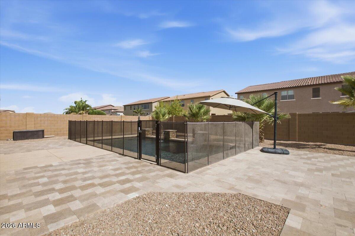PALO BREA - Residential