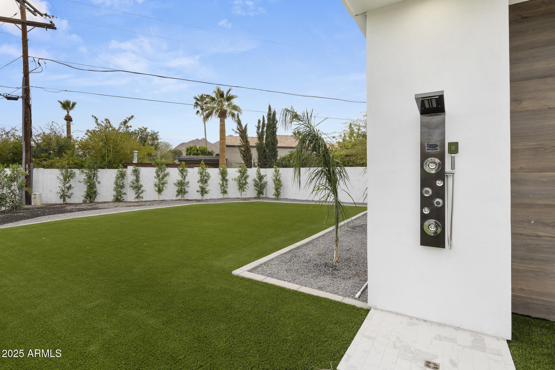 CAMELBACK PARK ESTATES - Residential