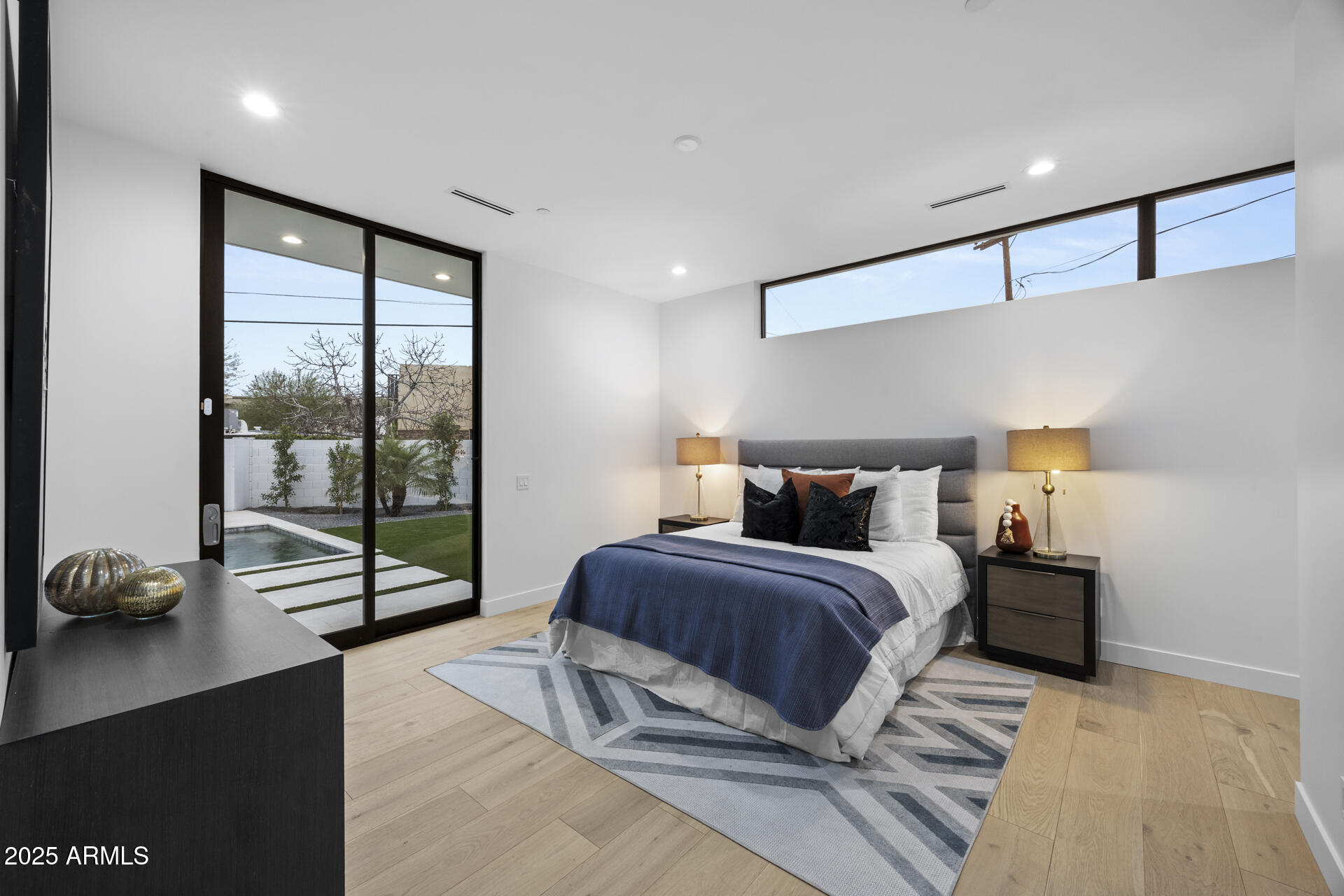 CAMELBACK PARK ESTATES - Residential