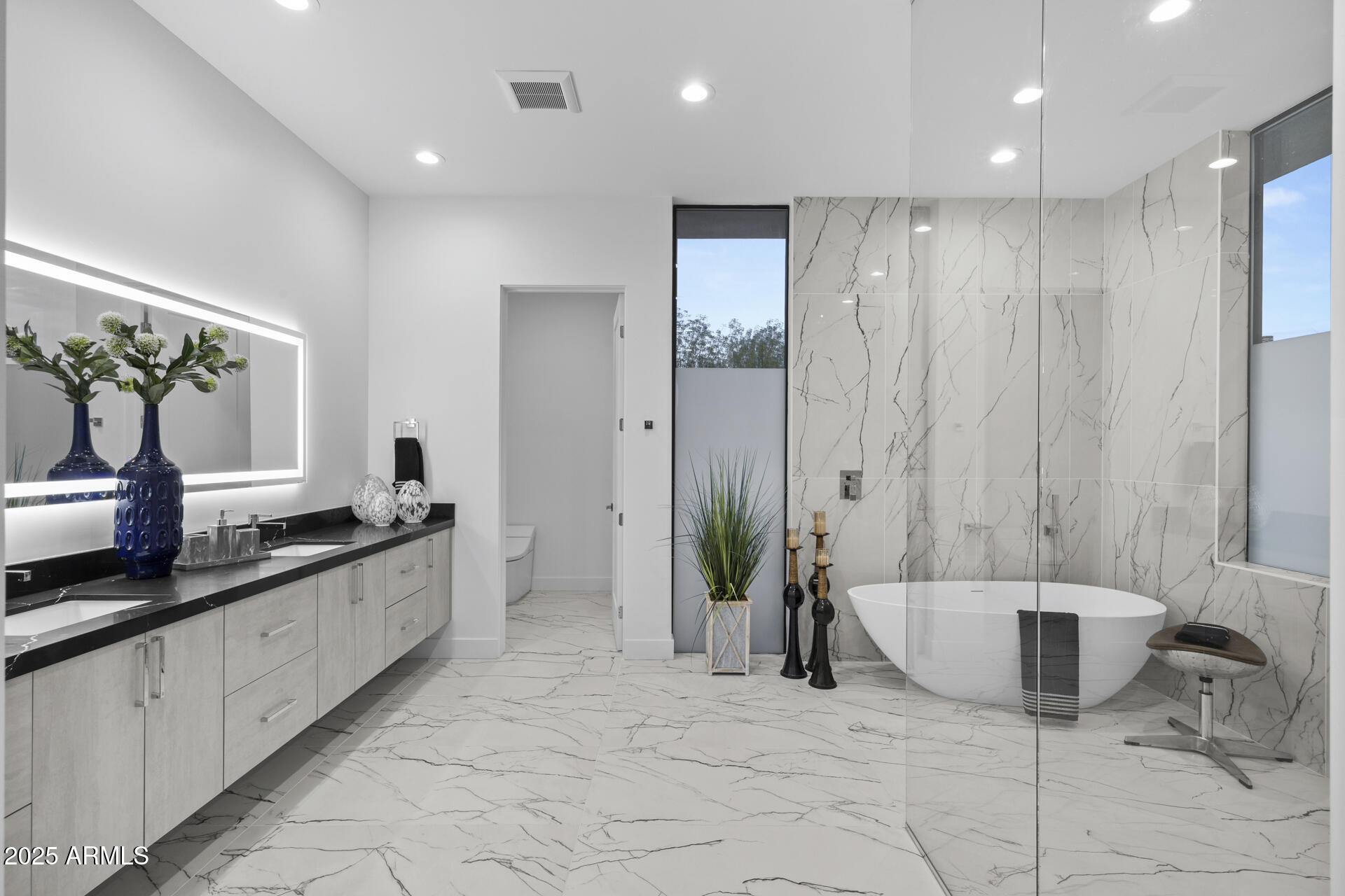 CAMELBACK PARK ESTATES - Residential
