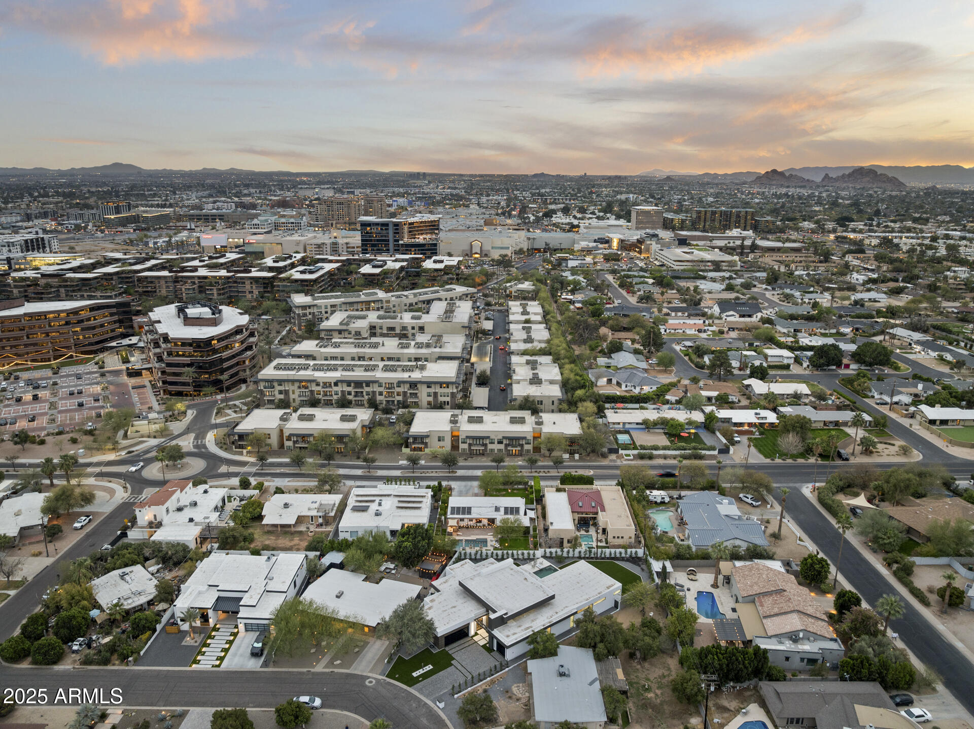 CAMELBACK PARK ESTATES - Residential