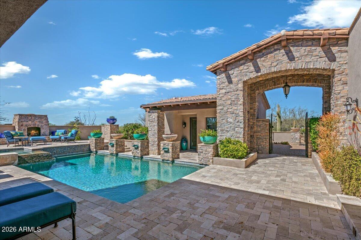MIrabel Club - Residential