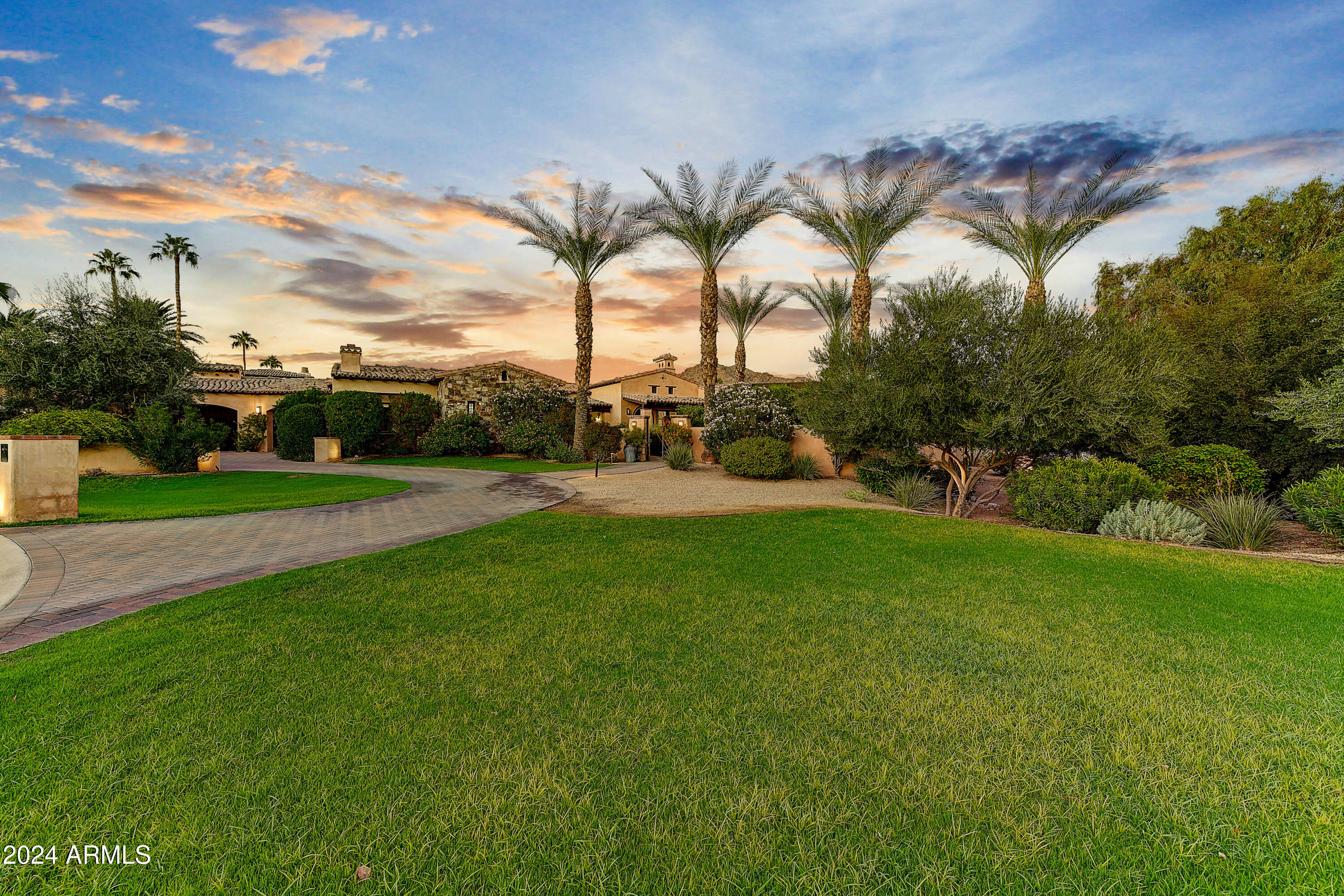 ARROYO VERDE - Residential