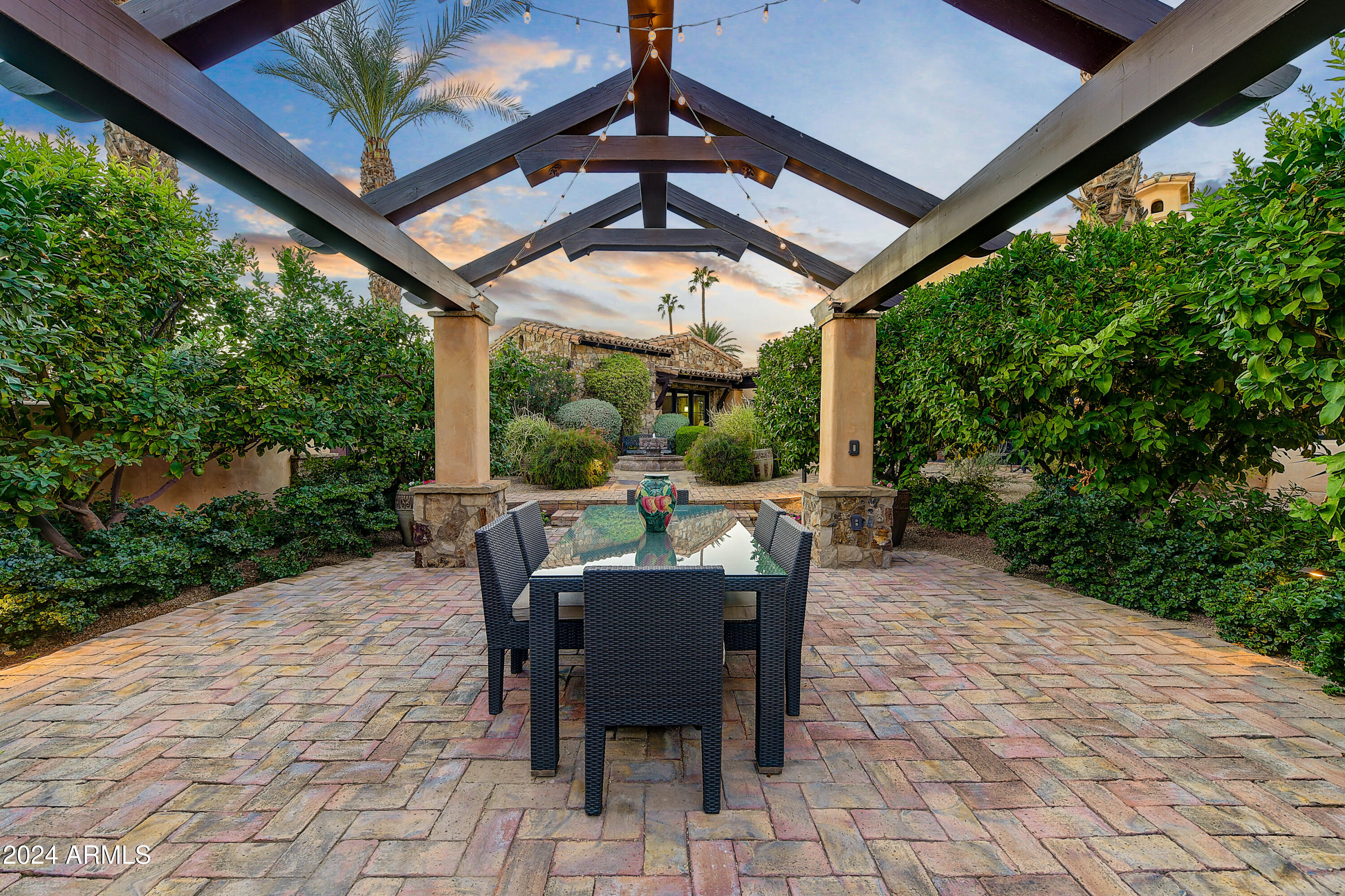 ARROYO VERDE - Residential