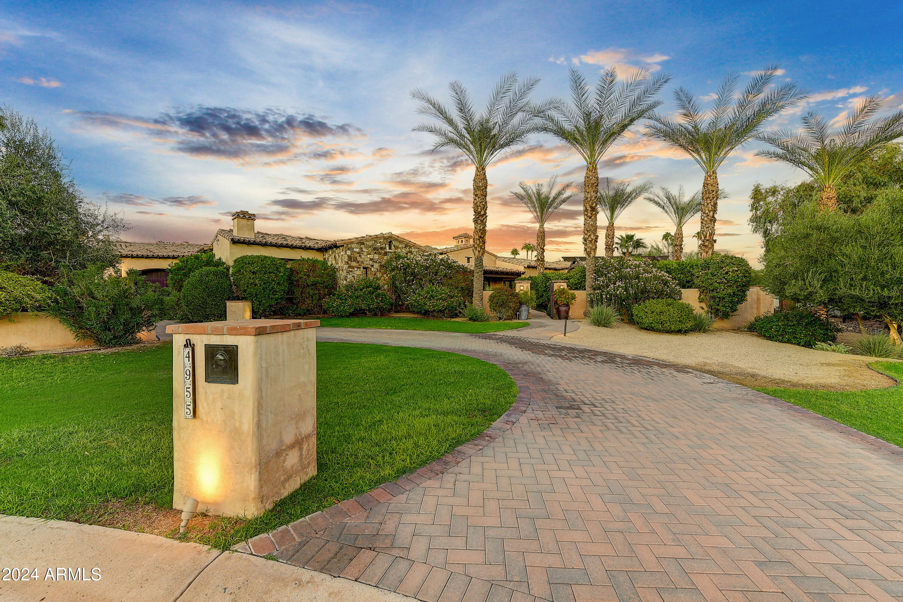 ARROYO VERDE - Residential