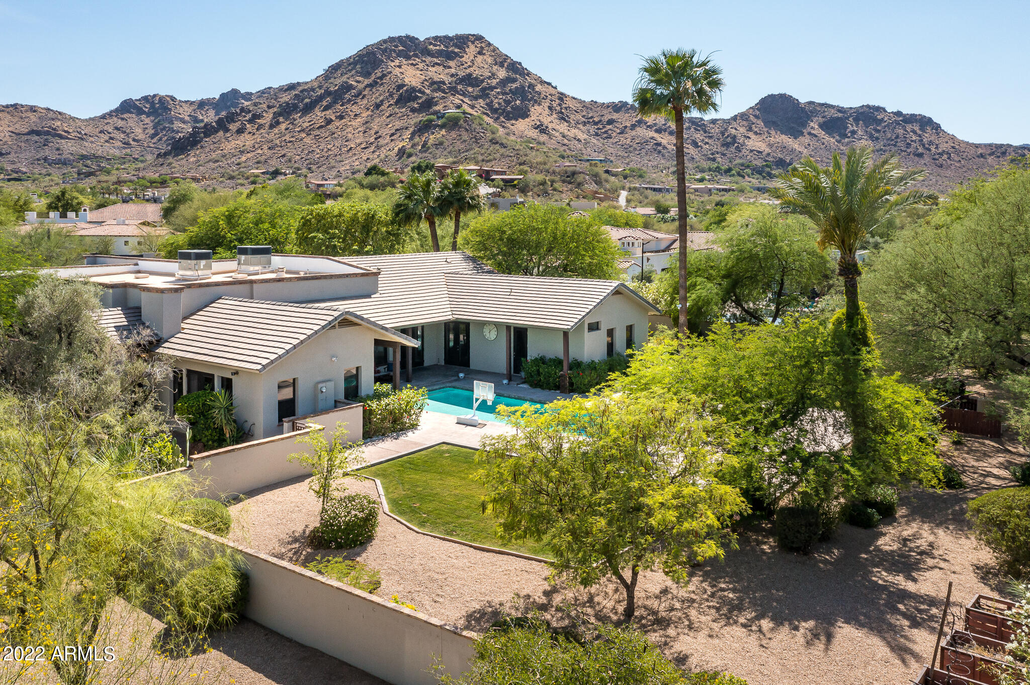 BRET HILLS - Residential