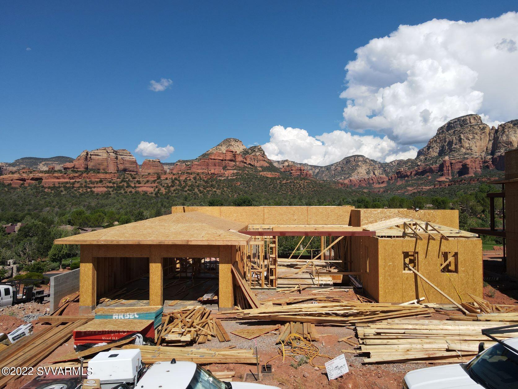 Seven Canyons - Residential