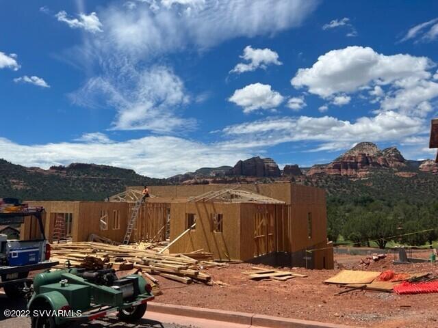 Seven Canyons - Residential