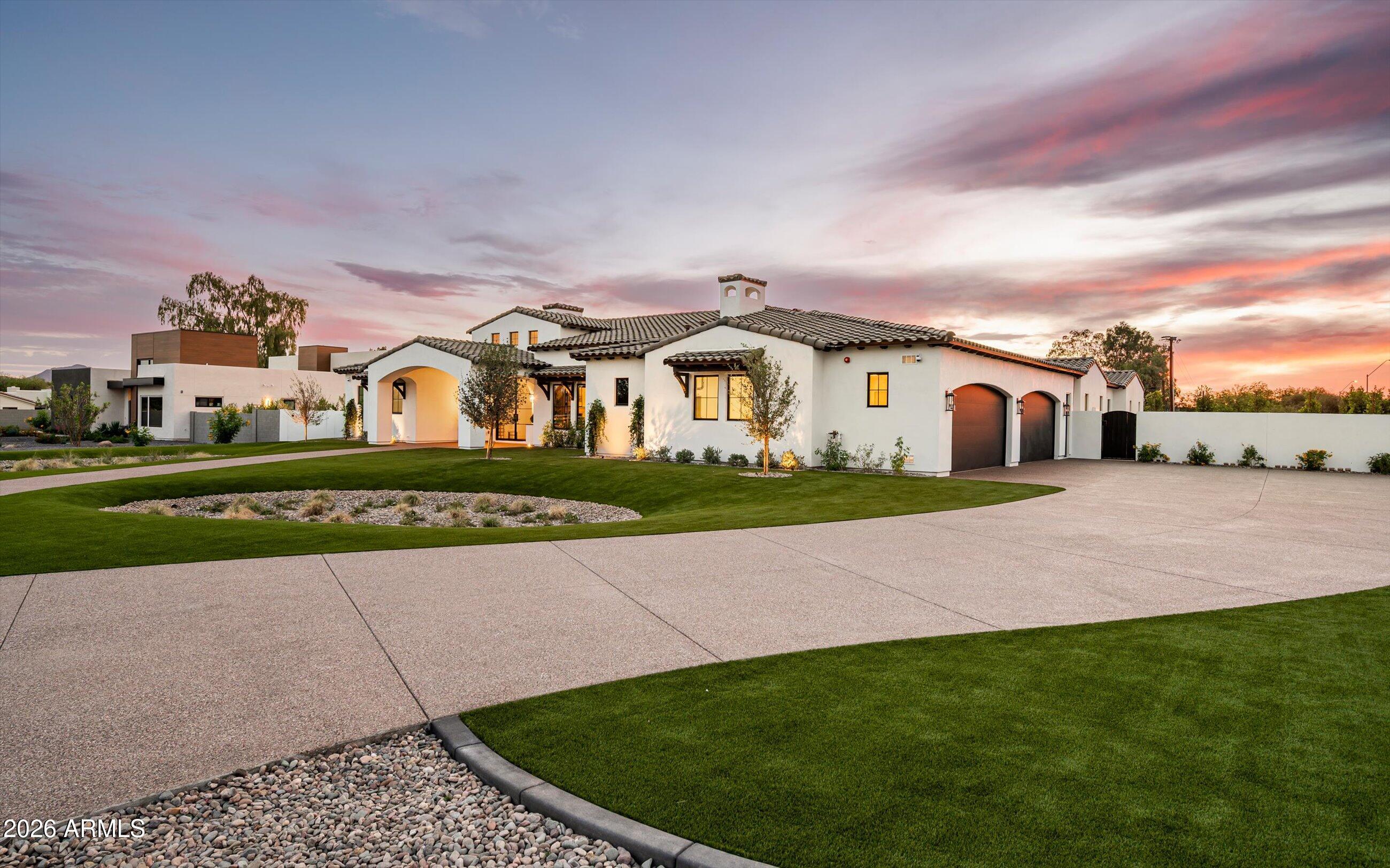DESERT ESTATES - Residential