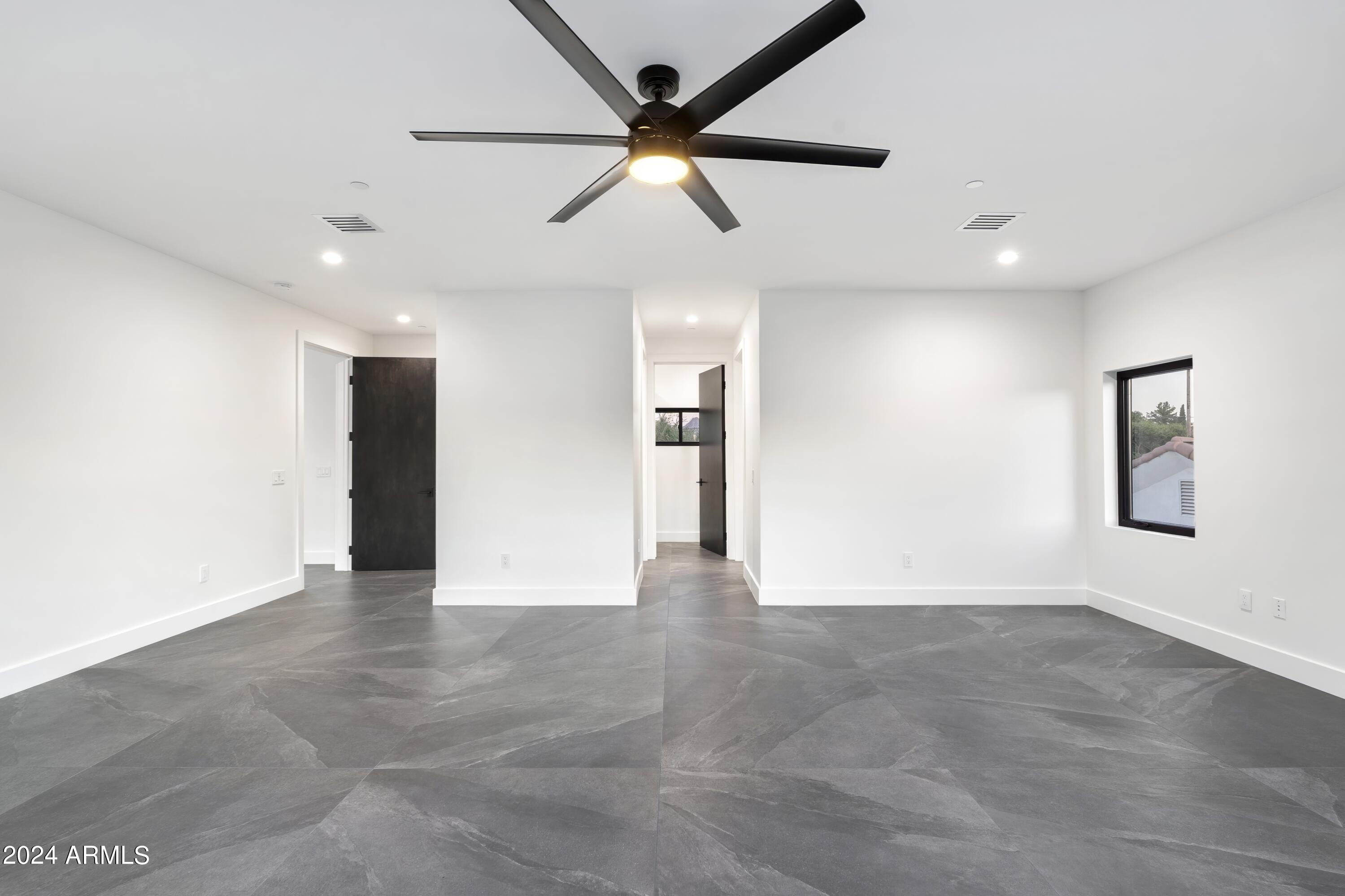 SUB OF SW4 SEC 32 - Residential