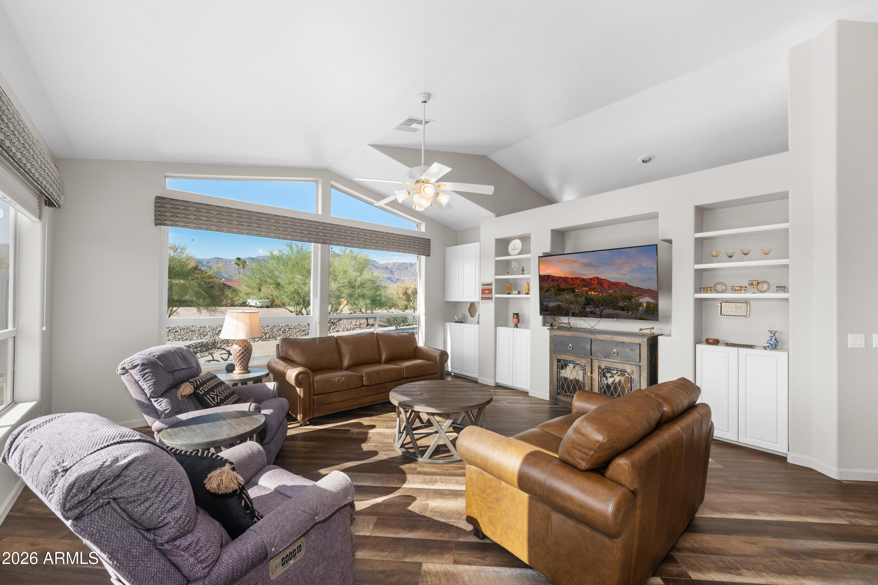 MESA DEL ORO ESTATES - Residential
