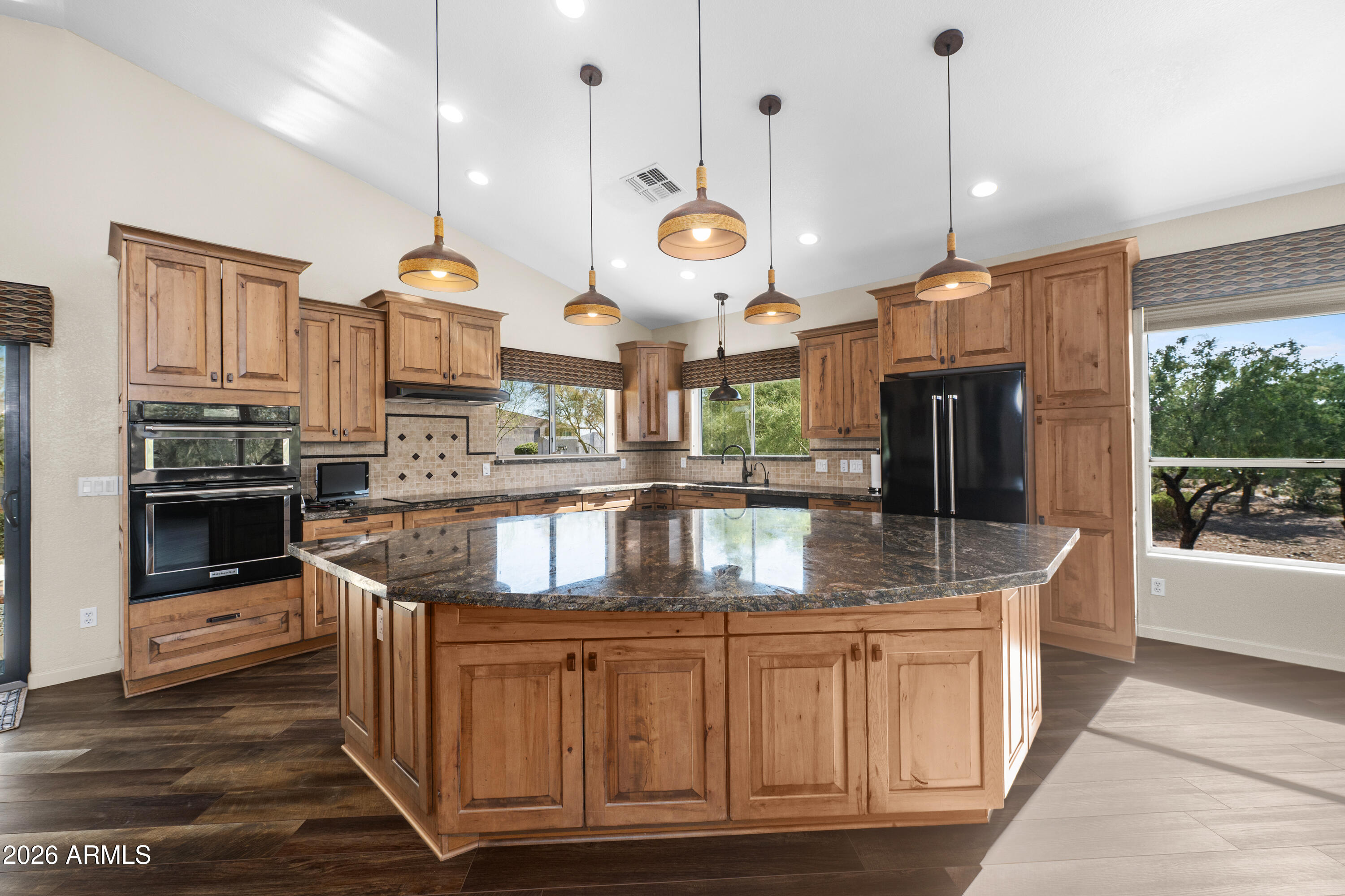 MESA DEL ORO ESTATES - Residential