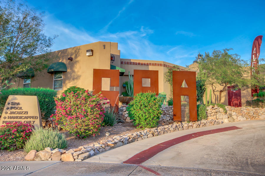 MESA DEL ORO ESTATES - Residential