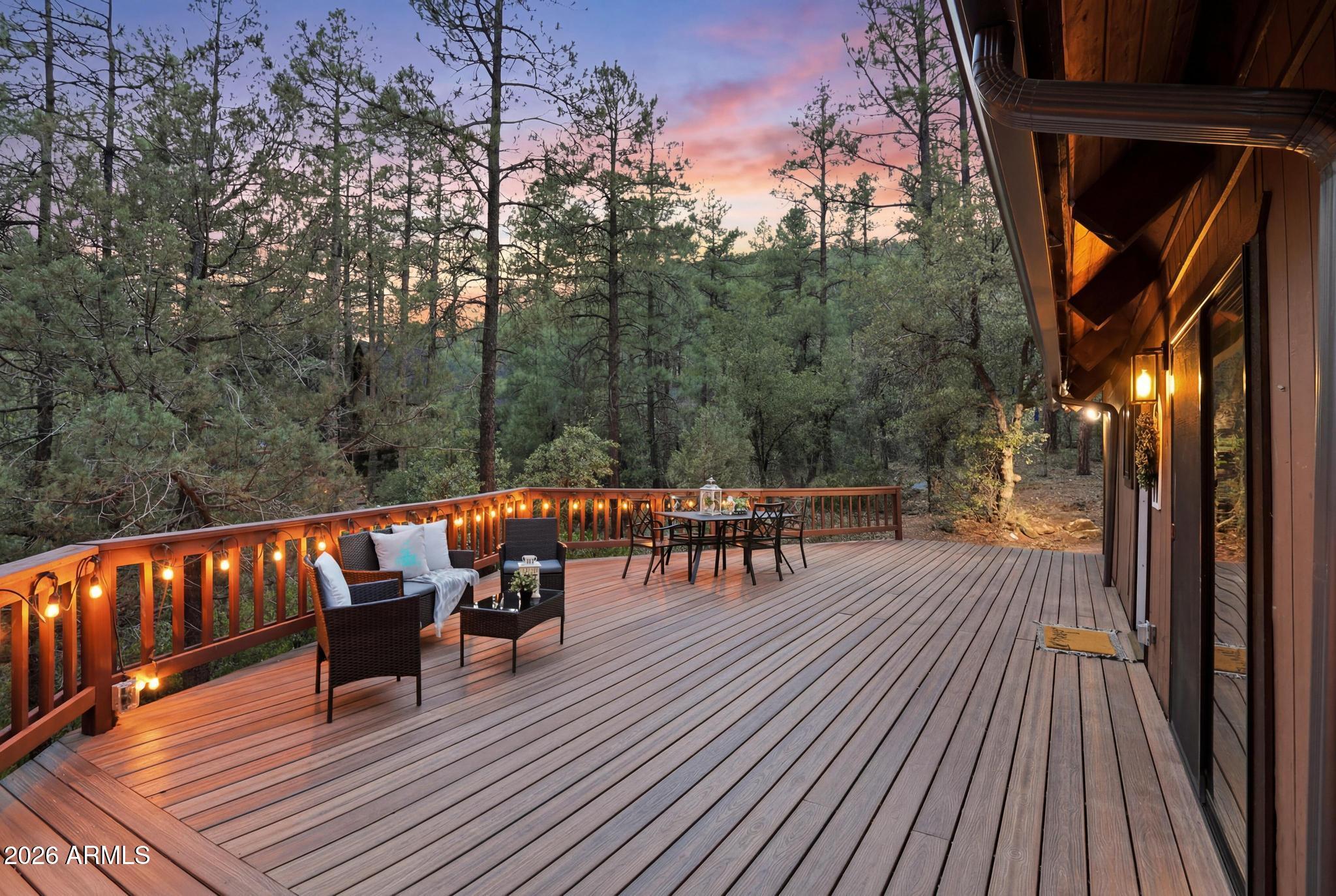 STRAWBERRY VIEW 3 - Residential