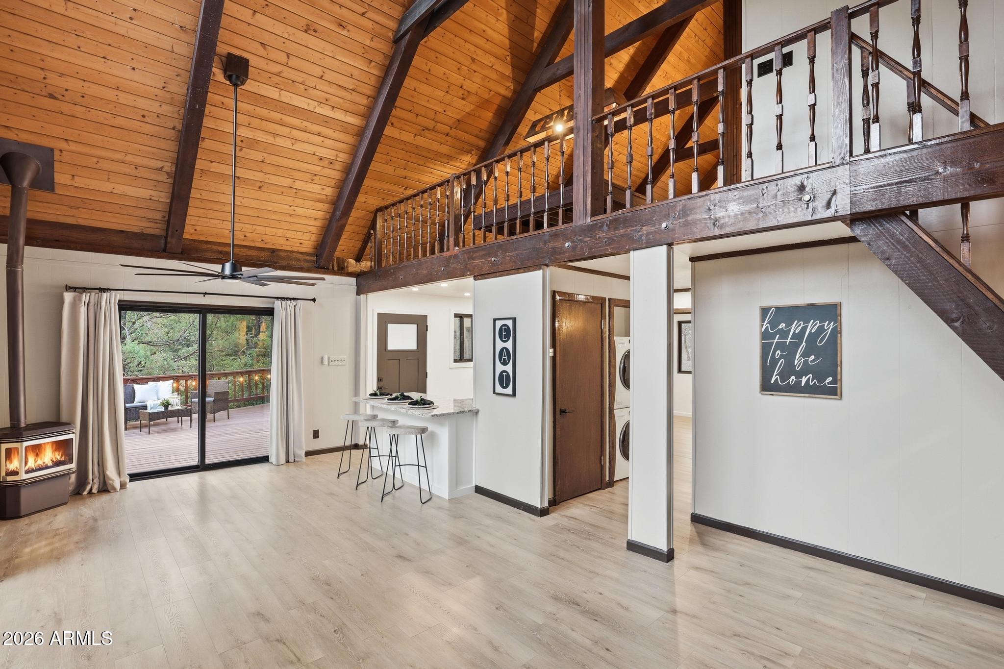 STRAWBERRY VIEW 3 - Residential