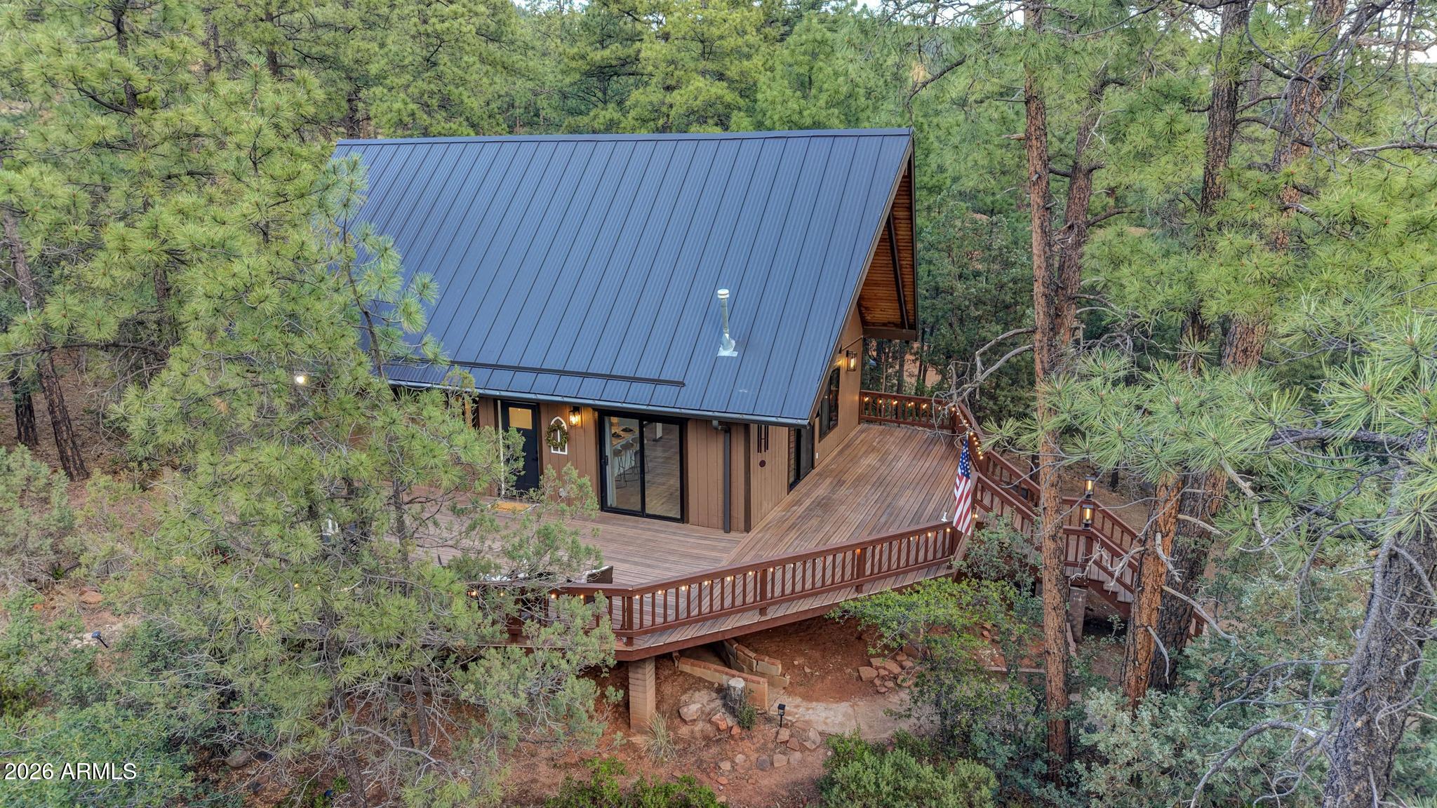 STRAWBERRY VIEW 3 - Residential