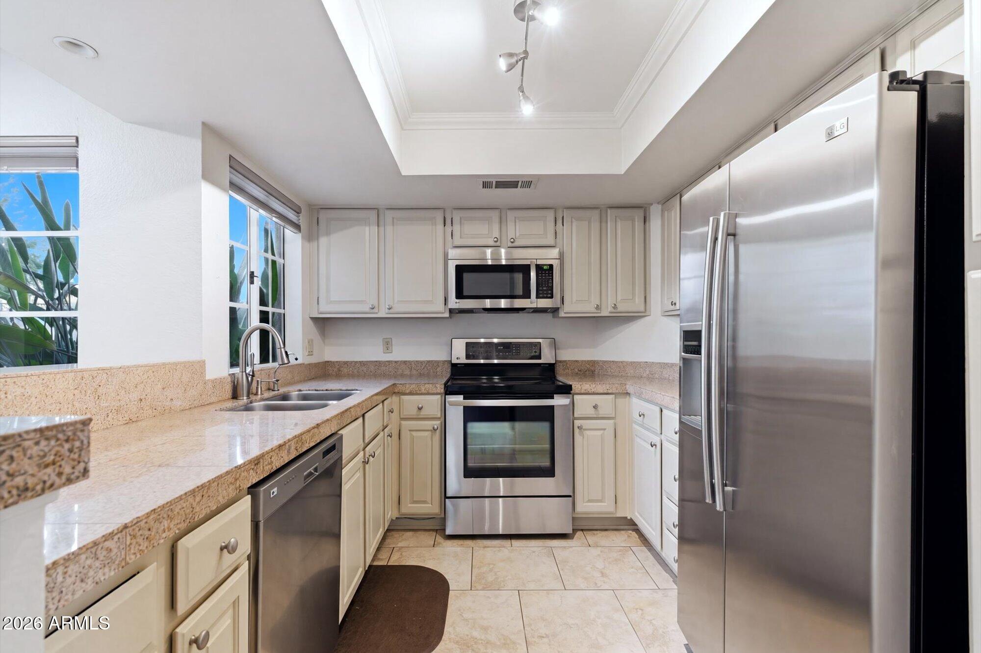 VILLA MARTINIQUE LOT 1-66 TR A-S - Residential