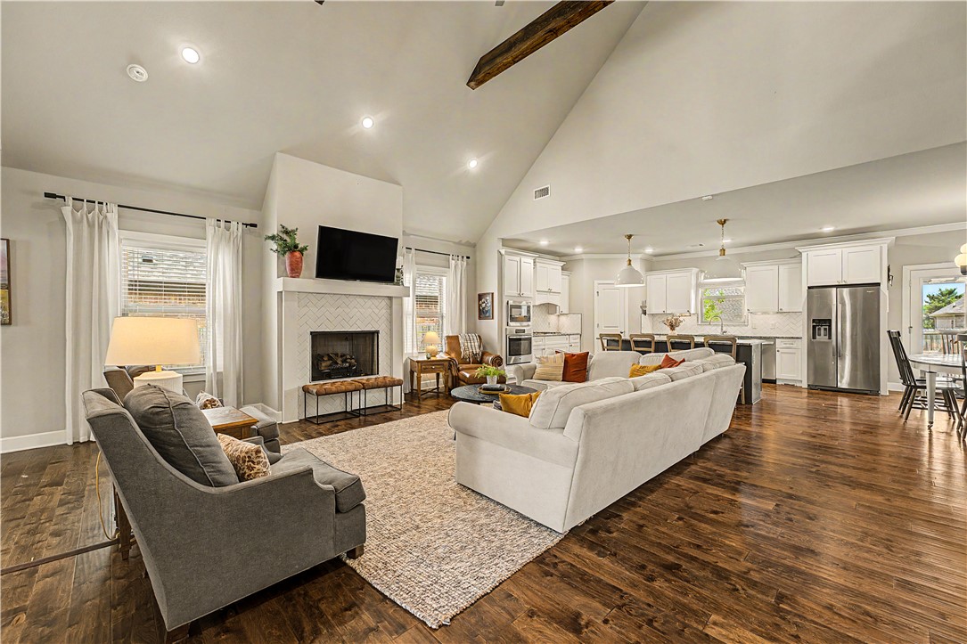 Rolling Acres Ph Ii Sub Bentonville - Residential