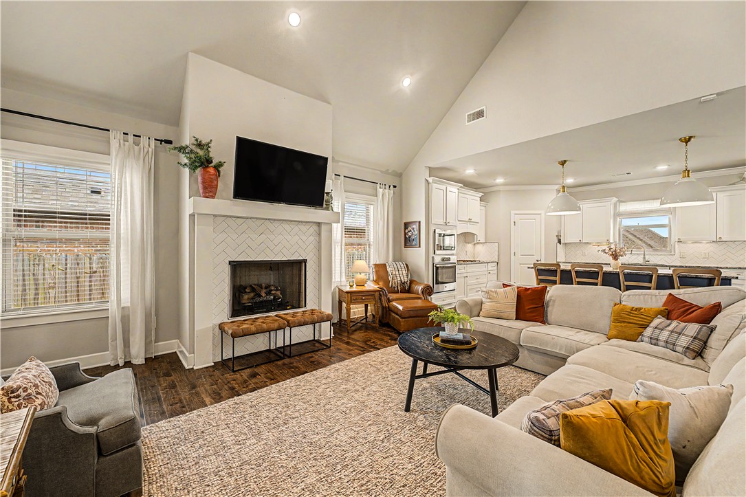 Rolling Acres Ph Ii Sub Bentonville - Residential