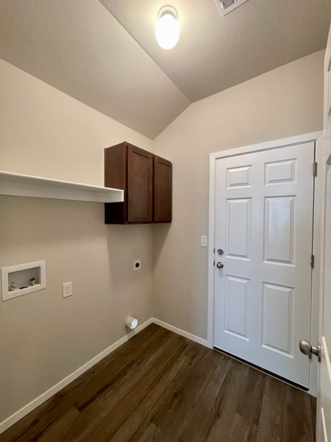 Lakewood Crossing - Residential Lease