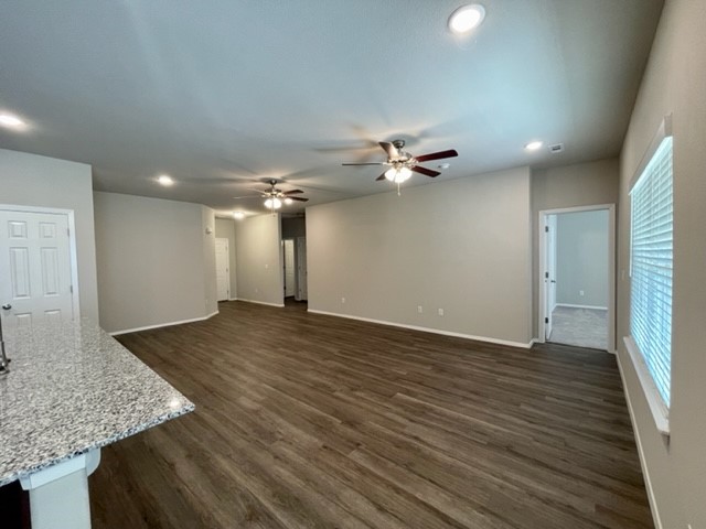 Lakewood Crossing - Residential Lease