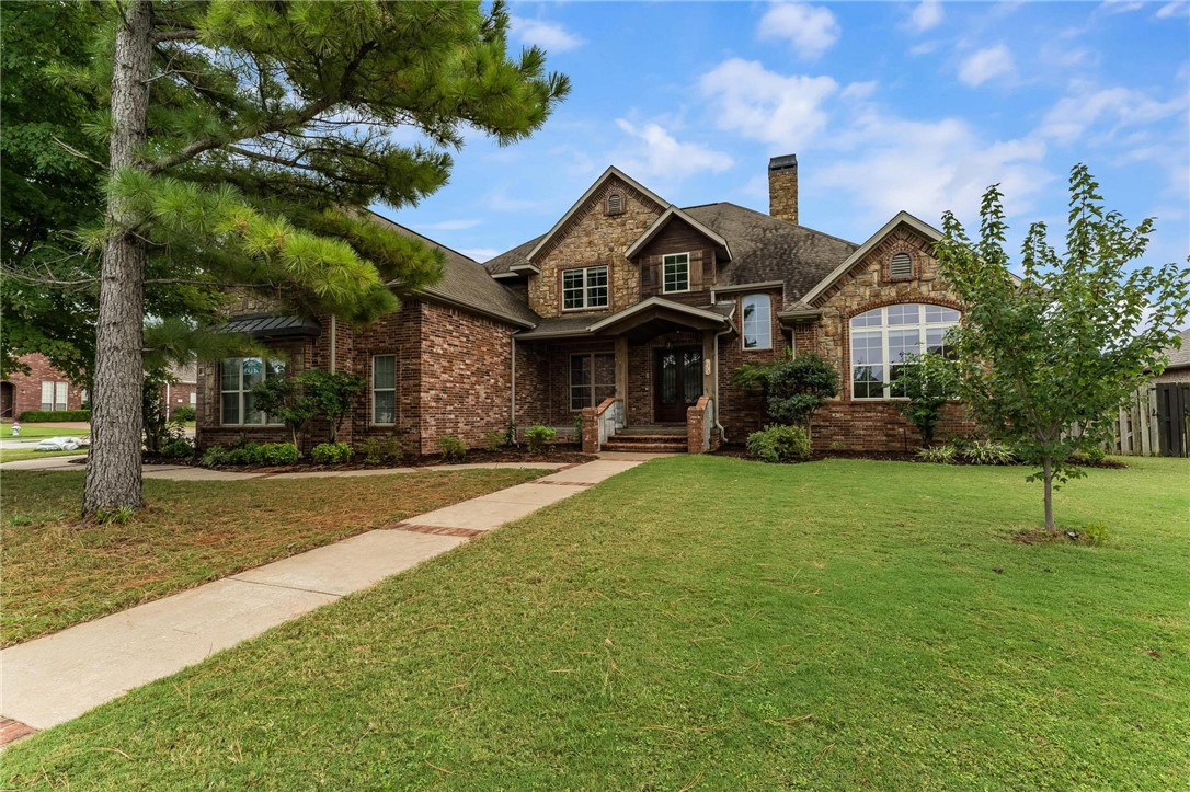 High points to consider: Huge price adjustment. Brand new HVAC system installed upstairs (10-year warranty). New carpet all throughout the house. New kitchen stove. All paint and baseboard touched up. Roof in overall good condition. This Liberty Bell home was designed for growing families who need room to spread out — and still come together. In the diamond zone of NWA, Bentonville School District, nearby Pinnacle, Shadow Valley, Promenade, and I-49. This subdivision offers majestic homes, a clubhouse, swimming pool, wide streets, and a well-established family-oriented POA. This large corner home has all the conveniences of a higher-end residential area. Four large bedrooms, 3-XL car garage, big office, in a split floor plan, large living room, and literally super huge and amazing media/bonus room, including tall double height cathedral ceilings. Additionally, a central vacuum system and a spacious 24'x24' concrete slab for your get-togethers in the backyard area. This house is priced well below market value!