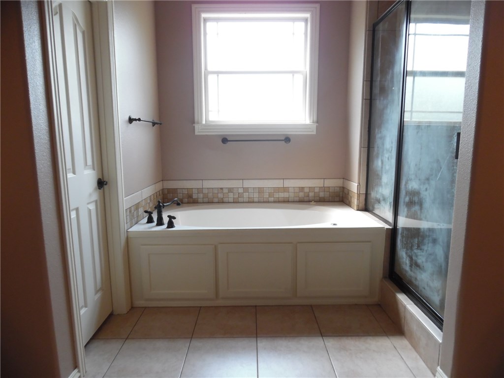Stonebridge Meadows Ph III - Residential Lease