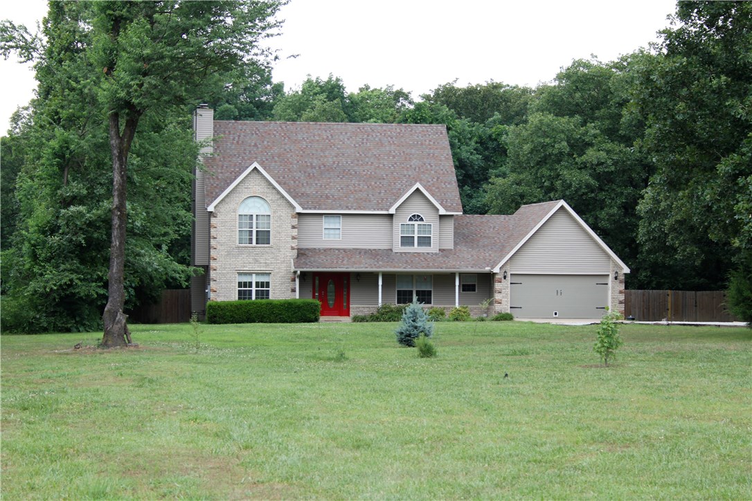 Beautiful 4 bedroom 2 1/2 bath home on 10 acres waiting for that avid hunter! Tons of room with almost 2400 sq ft. Lots of open yard and a huge deck for entertaining. Conveniently located close to XNA.