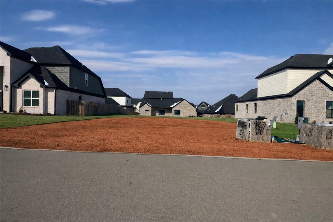 Rare build-ready lot in Silverleaf Estates! This .17-acre, south-facing homesite has been leveled and prepared for immediate construction, saving time and upfront costs. Conveniently located near Silverleaf Park and Pond, this lot offers both functionality and neighborhood appeal in a well-established Centerton subdivision.