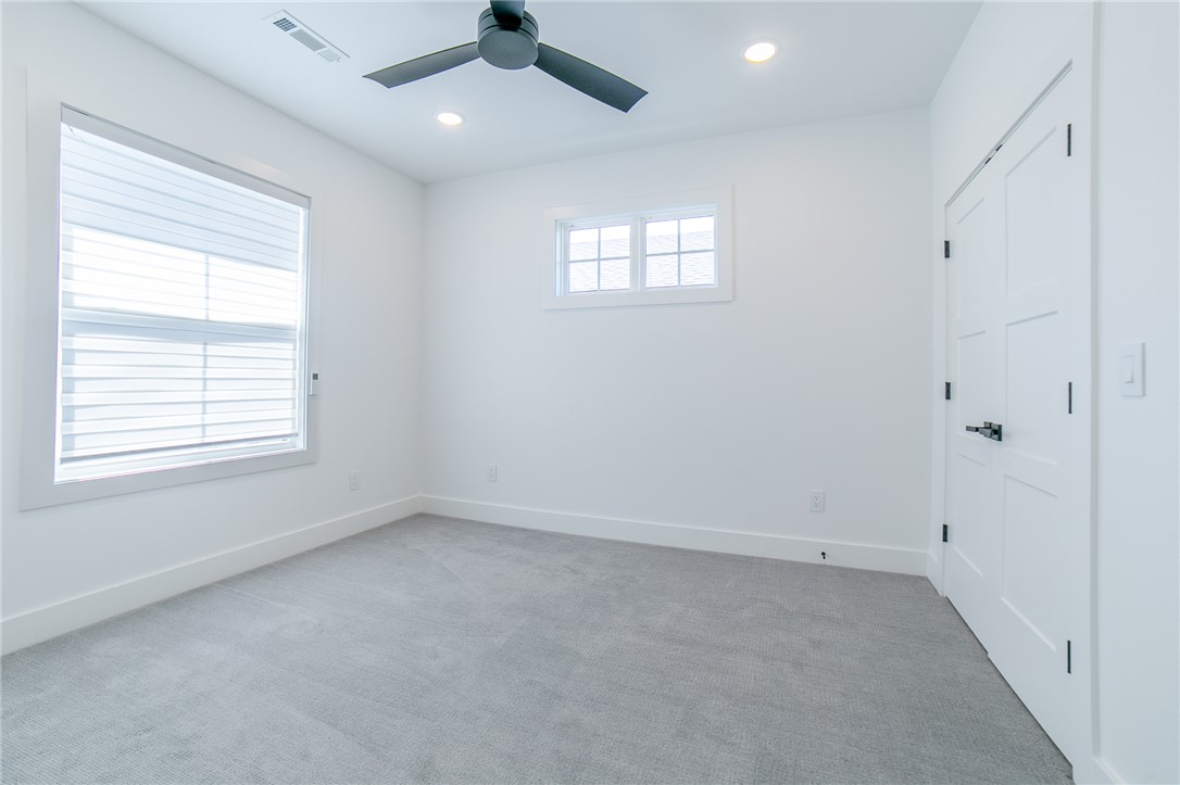 Shadow Valley Ph 11 Rogers - Residential