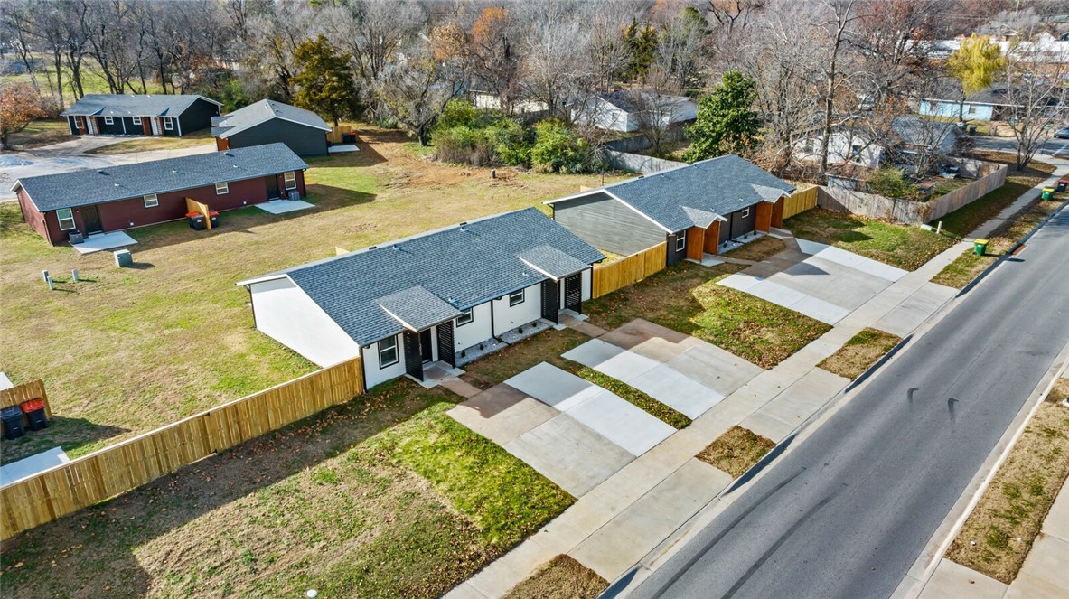Located in Springdale! 2 bedroom, 1 bath that comes with full size washer and dryer, all kitchen appliances (except microwave), ceiling fans, and spacious back patios and green areas. Located near hospital, biking/Greenway trails, downtown Springdale, and The Jones Center! We process applications as we receive and once an application is approved, we reach out for deposit. Deposit secures the unit not the application. Please be aware of scams. Our application process is to be paid online through a secure portal, and we do not accept cash, CashApp, Venmo, PayPal and/or any other money apps. Pictures are of like unit - layout and finishes are the same. No showings until after June 30