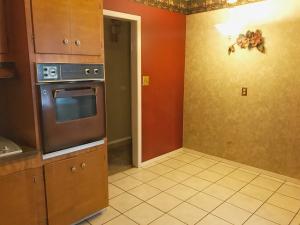 Howell, Gus - Residential