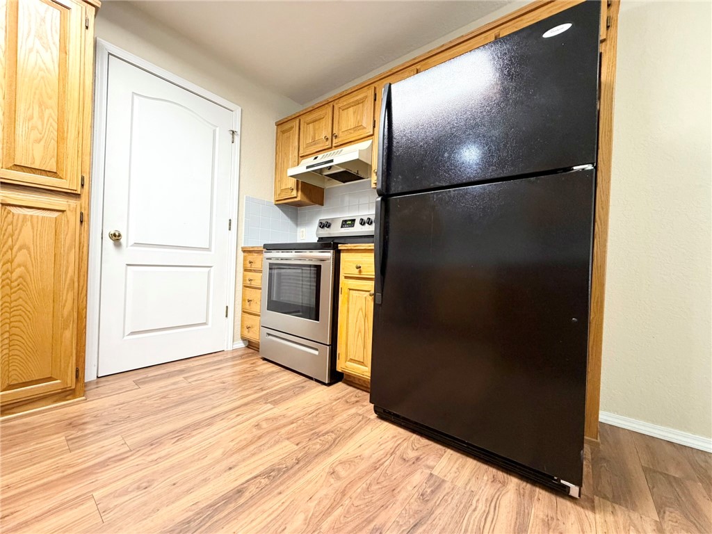 Armstrong Sub Bentonville - Residential Lease