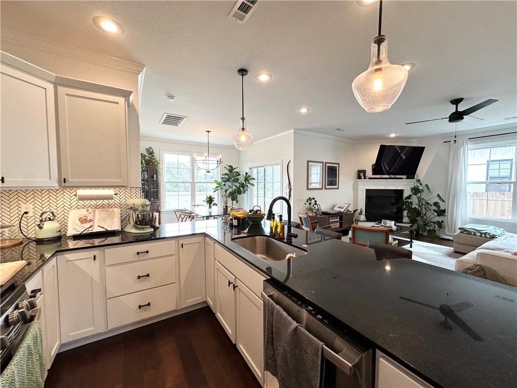 Westview Meadows - Residential Lease