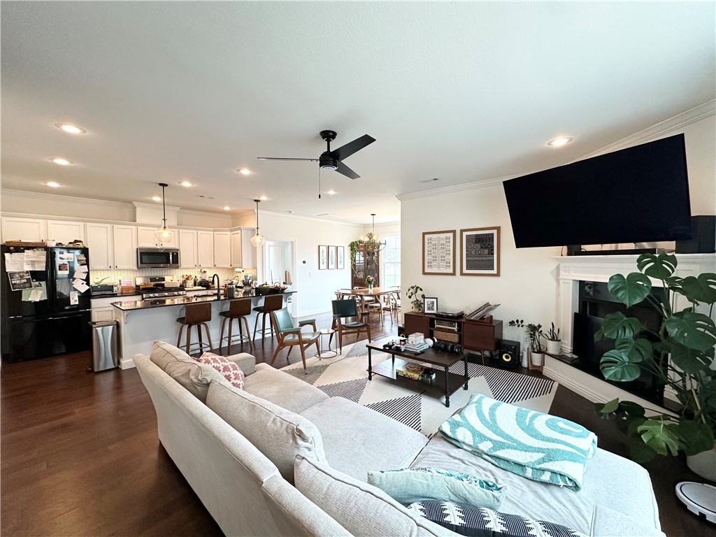 Westview Meadows - Residential Lease