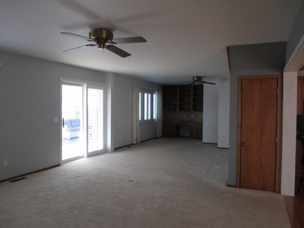 Unit 11 Holiday Island - Residential