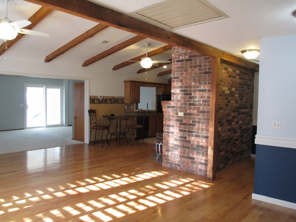 Unit 11 Holiday Island - Residential