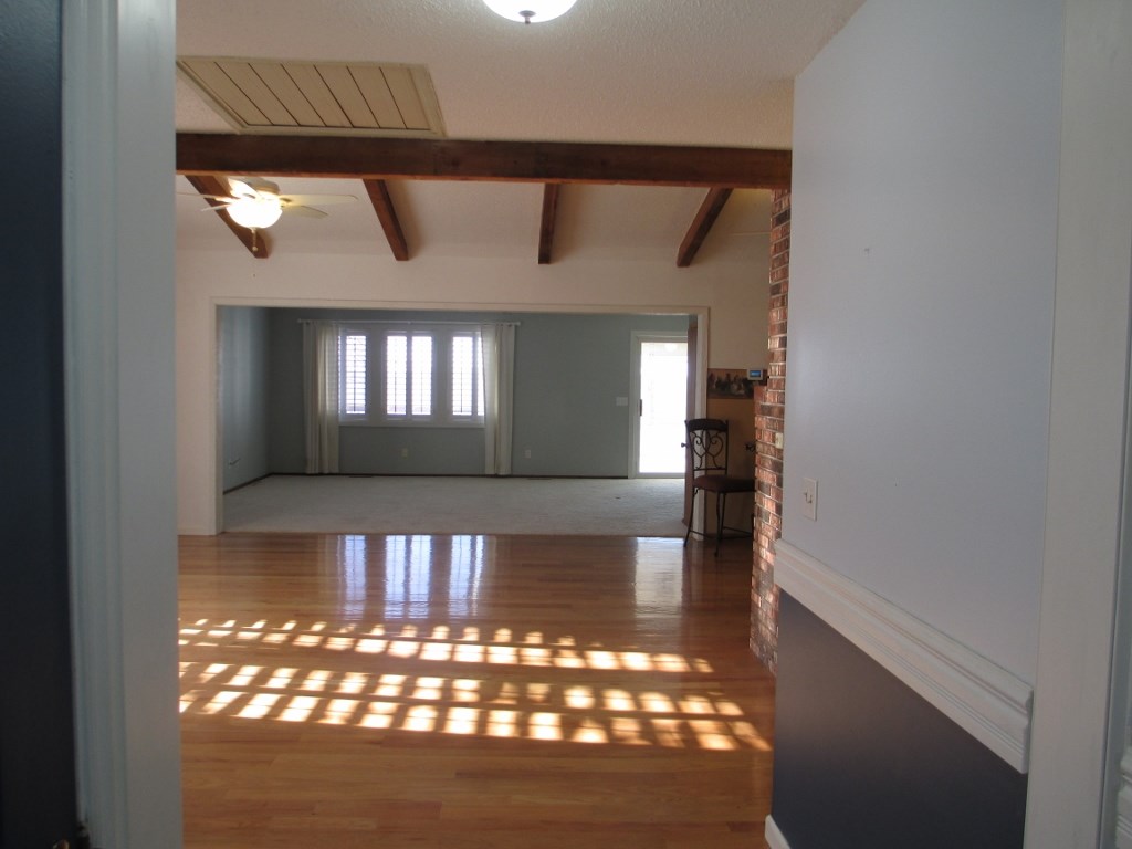 Unit 11 Holiday Island - Residential