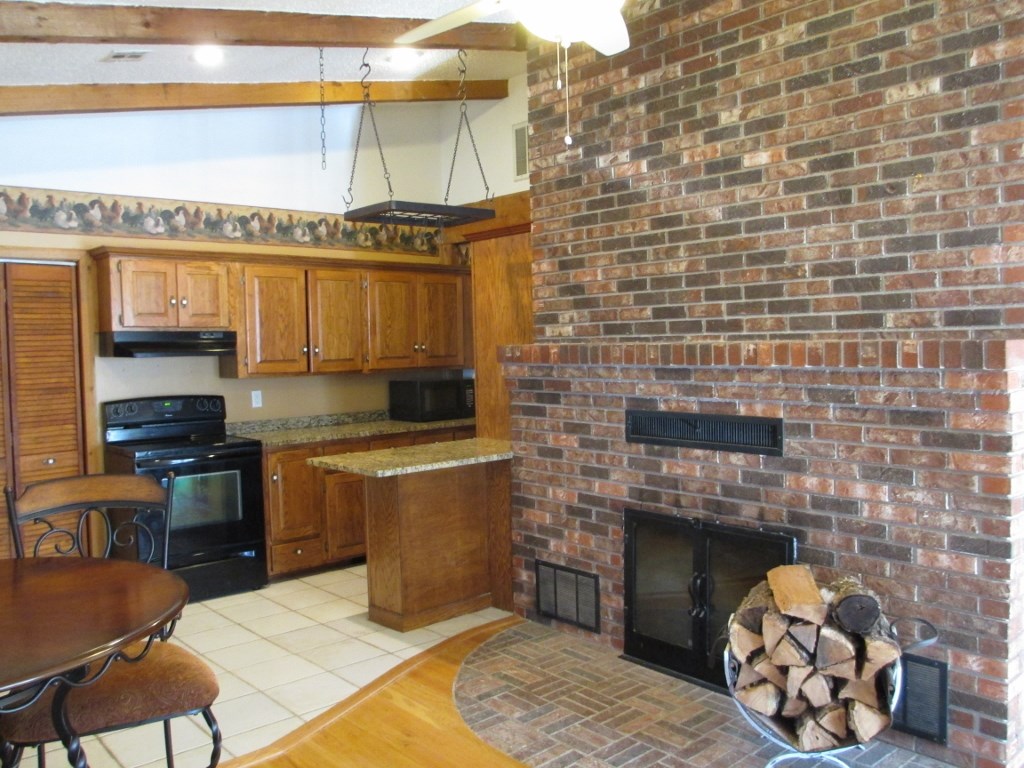 Unit 11 Holiday Island - Residential