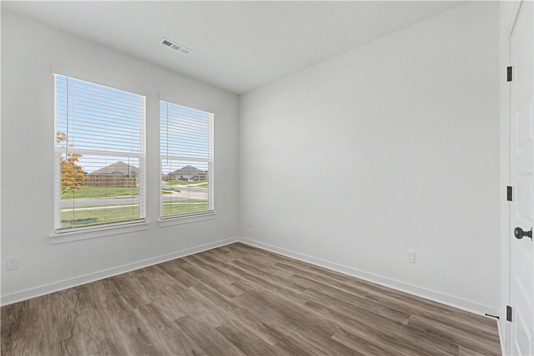 Hillcrest Sub Ph I Siloam Spgs - Residential